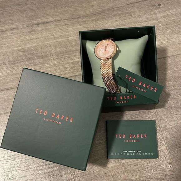Brand new Ted Baker Rose Gold Watch with Pink Dial and metal strap - Picture 7 of 7